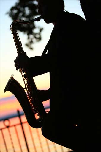Saxophon-Begleitung Trauerfeier